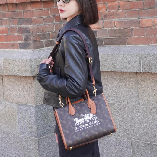 【经典马车 香港直邮】COACH/蔻驰 新款ACE马车图案女士中号托特包CR681 单肩斜挎手提包（尺寸约26*20.5*12cm）-w 商品图2