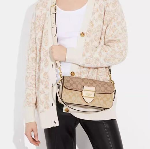【时尚法棍酒神】COACH/蔻驰 女士MORGAN经典单肩斜挎腋下包（尺寸：30cm* 11.5cm*22cm）香港直邮 送礼盒礼袋清关约7个工作日-w 商品图2