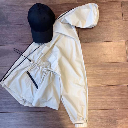 直发 薄如蝉翼~日本精工 15D尼龙防晒收腰连帽防晒外套 商品图6