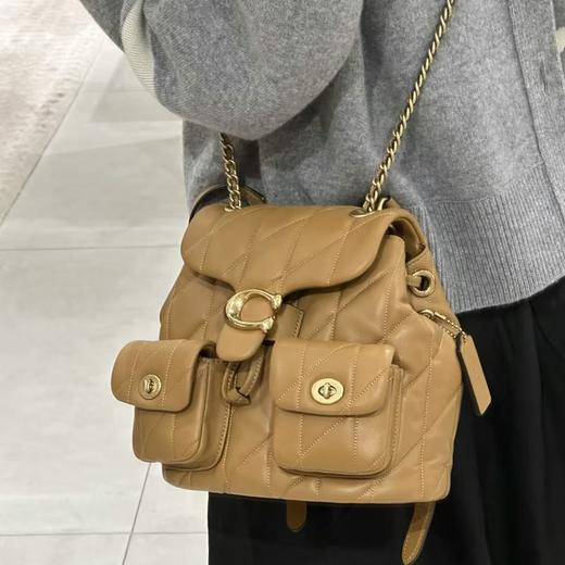 【新品特惠 香港直邮】COACH/蔻驰 女士菱格纹绗缝TABBY双肩包 白色 清关约7个工作日-w 商品图3