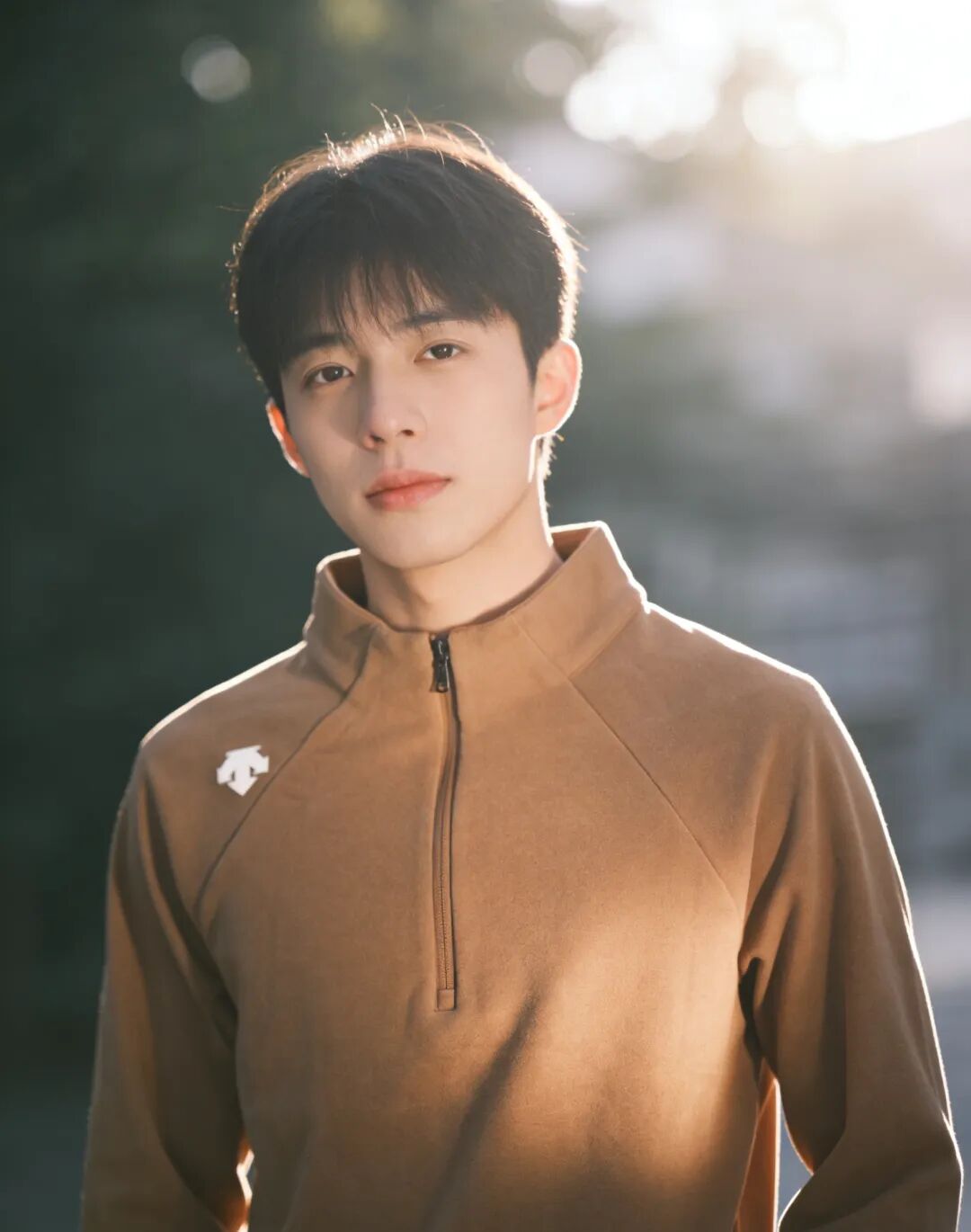 D桑特半开拉链立领设计德绒长袖