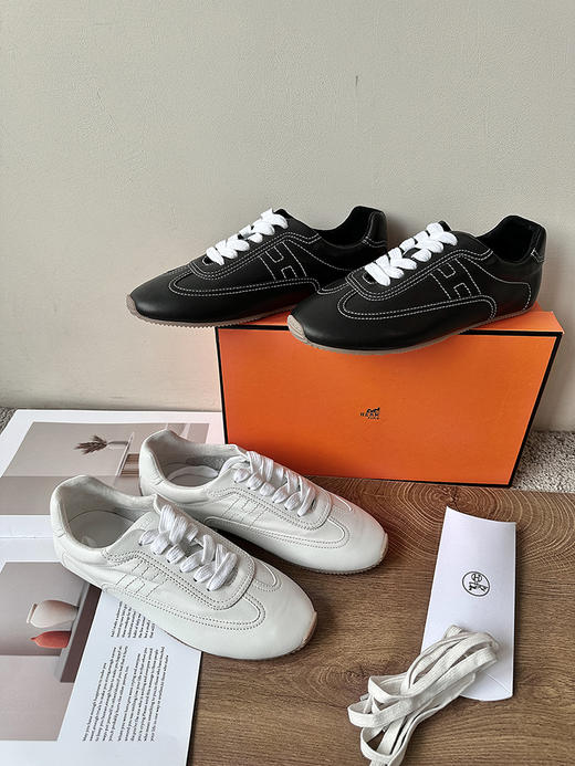 THS-限时 爱马家 女士巨巨巨软低帮休闲鞋 巨百搭德训鞋 2色 BZ1283 商品图3