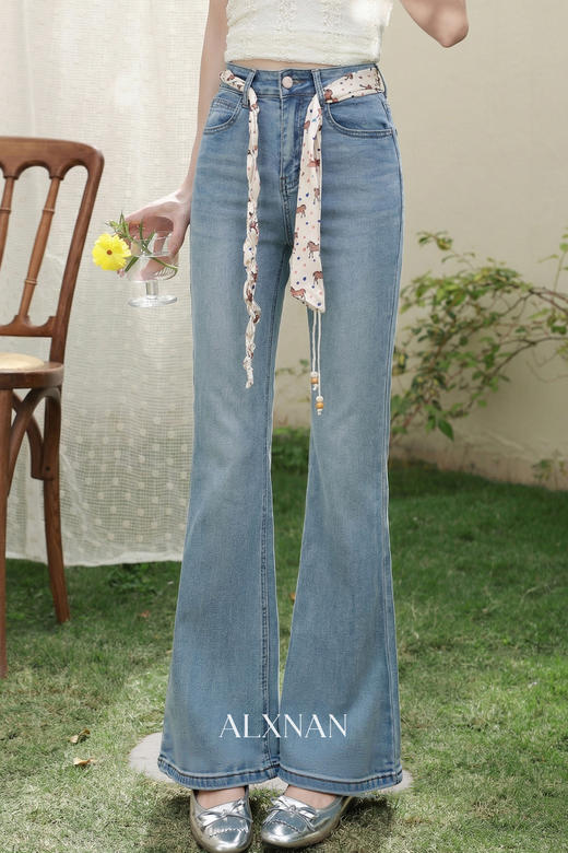 鹿向南【0328/20:00新品前1小时7折限量100件】蓝色牛仔裤 商品图5