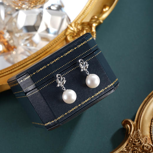 子佩集【蝴蝶知遇】银S925珍珠惜王妃耳钉【E4030】11mm珠双色蝴蝶2601 商品图3