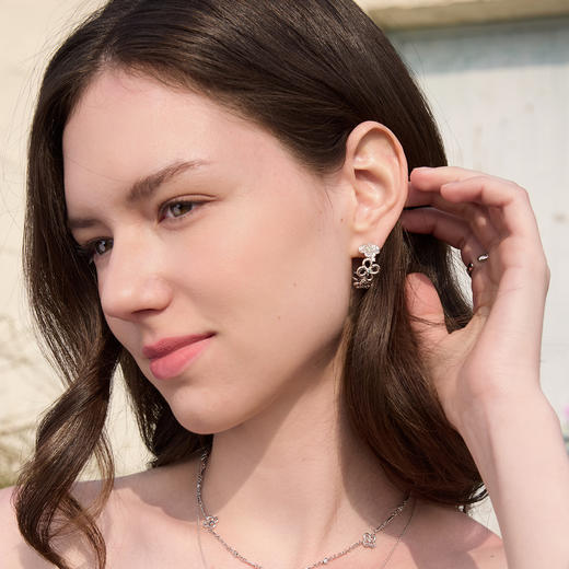 ARSIS 丨 繁绮系列 繁花四叶草耳钉 商品图1