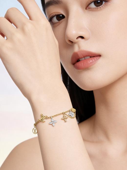 毒家！52条，LV Gram  Monogram Charm 多元素手链 圆形吊饰手链 商品图4