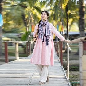 绽放124朵/如风*亚麻小V领腰部碎褶大裙摆加抽绳长袖中长款连衣裙