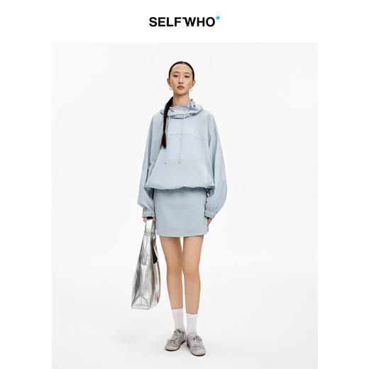 SELFWHO醋酸混纺户外高立领卫衣女2026春季新款套头休闲抽绳外套 商品图3