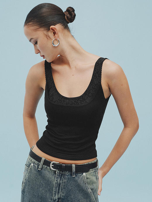 TR她热 时尚心机 黑色蕾丝拼接天丝羊毛带胸垫百搭基础露背背心吊带 商品图4