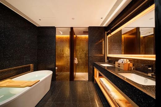 宁波Y酒店×70平 江景套房 · 1晚 · 套餐丨周末不加价 商品图11