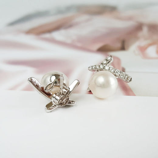 【天然正品】AU750白金镶钻镶天然近完美约8.2MM AKOYA粉色晕彩海水珍珠耳钉18.3*14.2*13.3MM（皆取最大值）250326XY41 商品图5