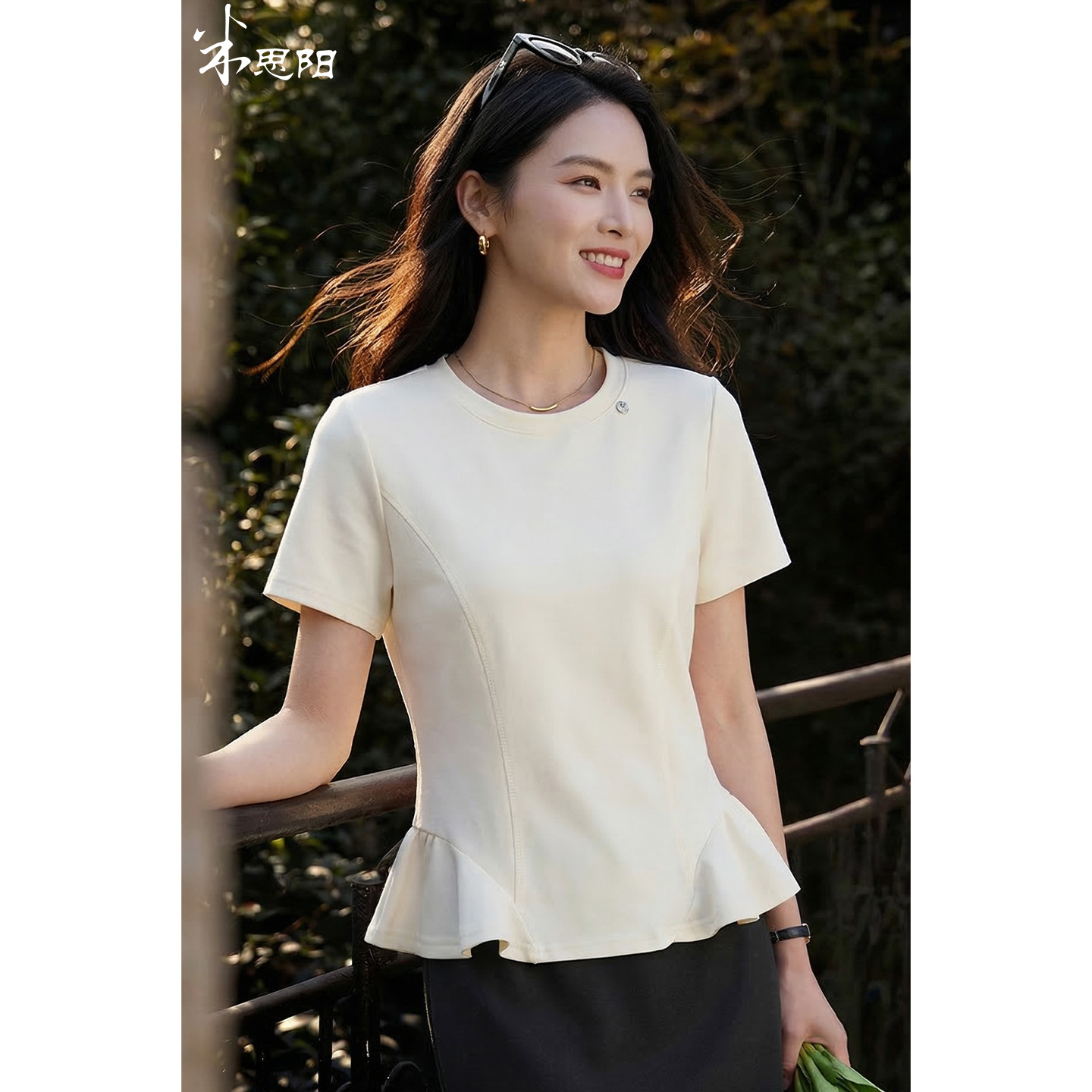 【预售7天】香颂小花蕾T恤 米思阳2026春夏新款荷叶边短袖T恤女打底衫内搭鱼骨修身设计感小众上衣白1114/1155