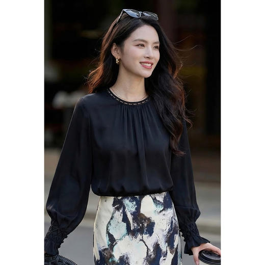 米思阳2026春季新款法式高级感百搭100%真丝衬衫捏褶镂空领口花边袖口优雅上衣女1179 商品图3