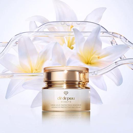 CPB 肌肤之钥 钻光面霜，日间防护+夜间修护双管齐下 日霜/晚霜 50ML， 日霜SPF25PA++守护肌肤抵御日常压力，晚霜深层滋养修护，打造透亮光泽肌， 香港直邮 商品图4