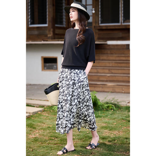 【预售7天】夏日慵懒风针织衫 天丝亚麻混纺 抬手就显气质~ 米思阳2026春夏新款短袖T恤女七分袖宽松显瘦上衣女1036 商品图4