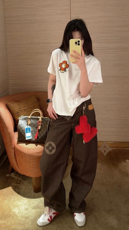 【非质量问题不退换】Louis Vuitton26早春新款短袖（XHH） 商品图8