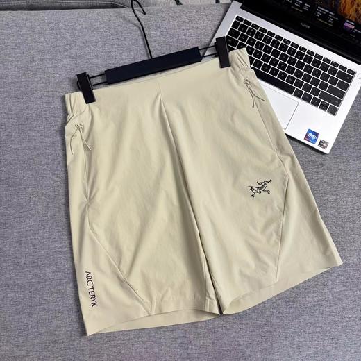 F032508春夏季新款男款户外修身剪裁轻量速干短裤 商品图7