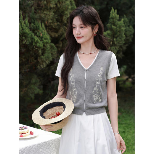 鹿向南【0328/20:00新品前一小时7折】灰色T恤 商品图2