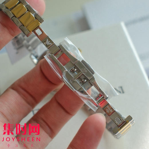 原单阿玛尼AR11576 女士腕表
机芯：原装进口石英机芯 商品图8