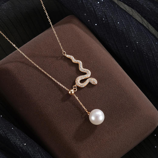 子佩集【珠光灵蛇】银S925珍珠惜王妃套链【YB7806】9.5mm珠双色蛇吊球2601 商品图1