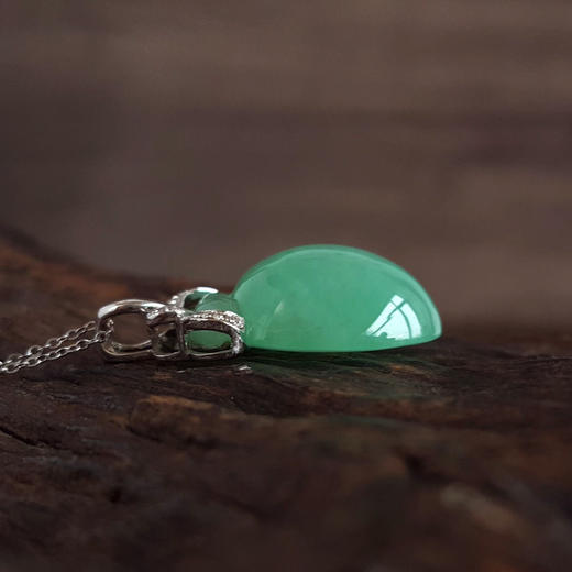 【天然正品】A货翡翠AU750白金镶钻镶天然细腻满绿糯冰种寿桃造型（福气安康、健康长寿）翡翠吊坠项链 吊坠：29.9*17.4*8.9MM（皆取最大值）131125AH24 商品图7