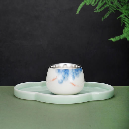 子佩集【鱼戏丰年】银S990摆件【TZYF050】茶具海藻葡萄金鱼茶杯2602 商品图1