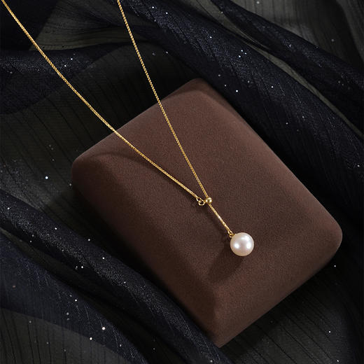 子佩集【虹彩缪斯】银S925珍珠惜王妃套链【PC7802】8.8mm珠镀金蝴蝶吊球2601 商品图1