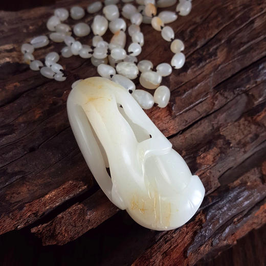 【天然正品】天然新疆籽料细腻油润度佳玉贵人（贵人相助、事业顺遂）和田玉吊坠手把件69.6*29.9*24.1MM（皆取最大值）120326NJ12 商品图6