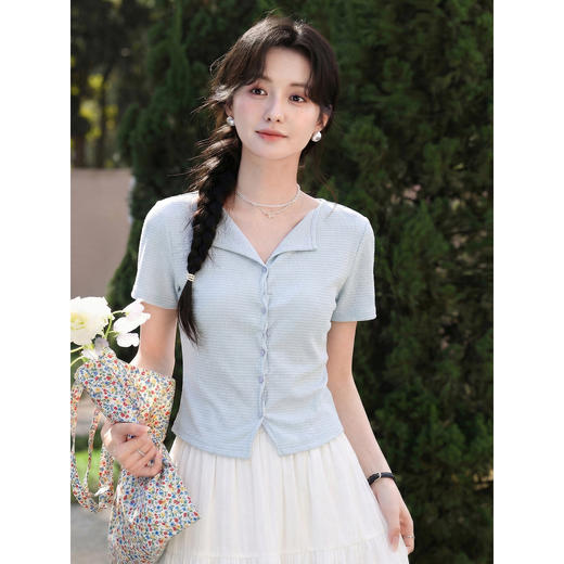 鹿向南【0328/20:00新品前一小时7折】蓝色T恤 商品图0