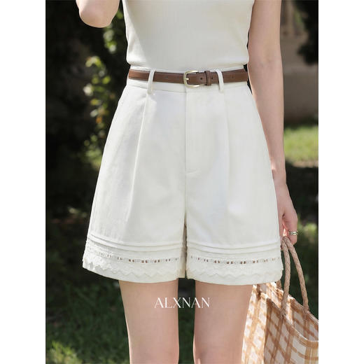 鹿向南「蕾丝叙逸」小众设计感浅杏色休闲短裤女夏季简约风阔腿裤 商品图0