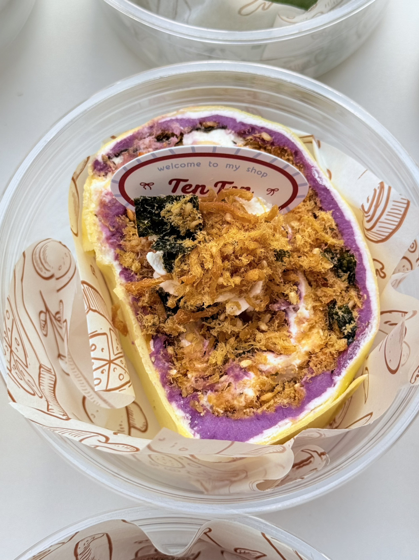 芋泥肉松毛巾卷