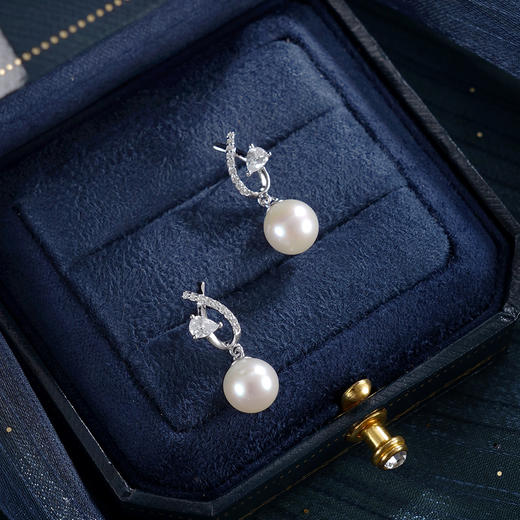 子佩集【灵犀共鸣】银S925珍珠惜王妃耳钉【YE0829A】8mm珠双色交织丝带2601 商品图1