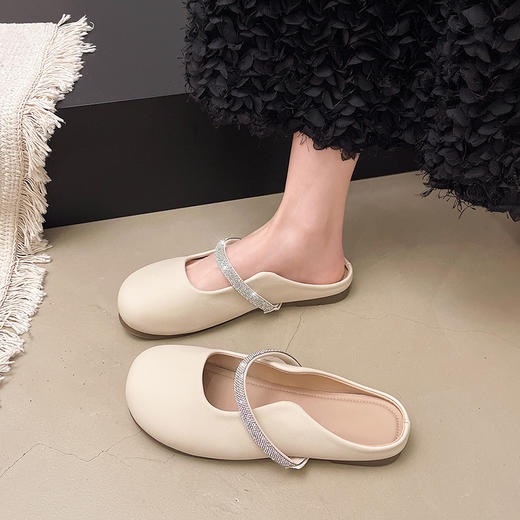 【秒杀】【两个款式任选】优诗莱温柔风平底半拖鞋 柔软鞋面舒适不磨脚 透气半拖设计出门一脚蹬 温柔百搭时尚不挑人 商品图10