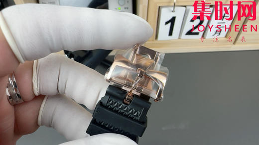 江诗丹顿 Overseas 8F纵横四海计时系列5500V 5520V 男士腕表 表径42.5mm 升级版V3版 搭载7750改Cal.5200自动上链机械机芯 商品图4
