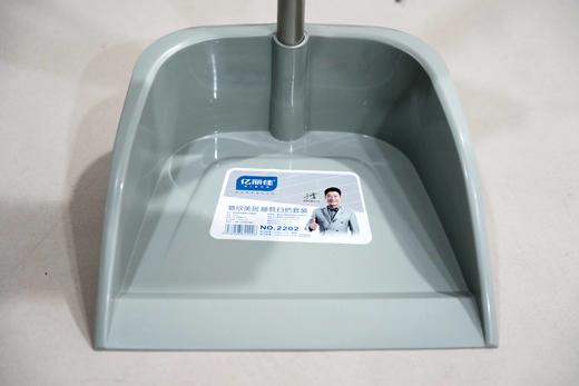 生活物资大礼包3（簸箕套装+桌面簸箕套装+马桶塞+衣架五个） 商品图8