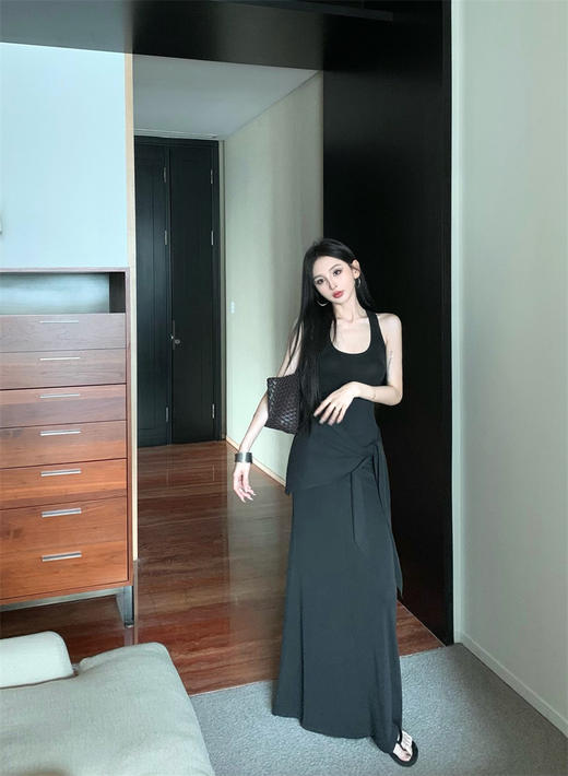 设计款裙子 春夏连衣裙配腰带 遮肚子辣妹U领修身显瘦工字背心长裙 吊带裙 商品图3