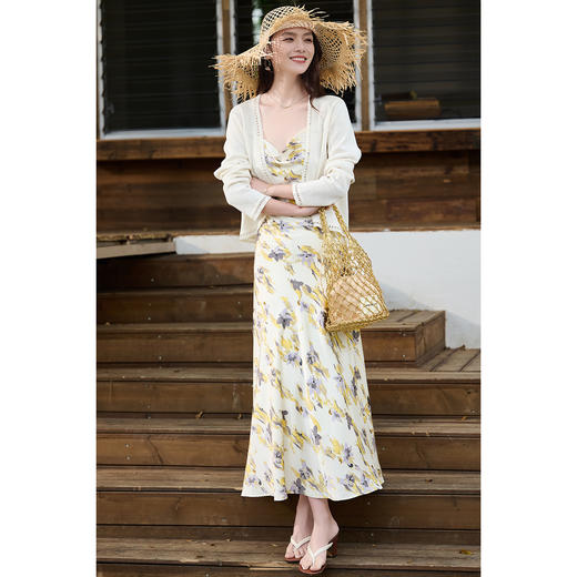 南法花园~舒适明媚 米思阳2026春夏新款度假风连衣裙修身立裁油画感印花吊带裙女2297 商品图1