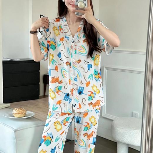加入购物车，单拍不发！买一送一【喜林贝尔 亲子款莱纱绸-涂鸦家居服】遛弯套装 莱赛尔+棉绸 母婴A类面料 7色花色 短袖+裤子 商品图8