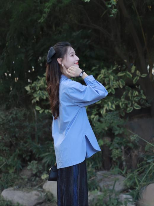 蔚蓝色盘扣气质衬衫｜新中式设计，清冷贵气，不挑皮不挑场景 商品图0