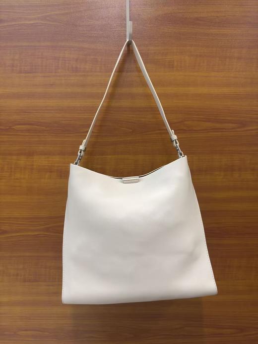 单肩通勤包（焦糖 奶白） 商品图1