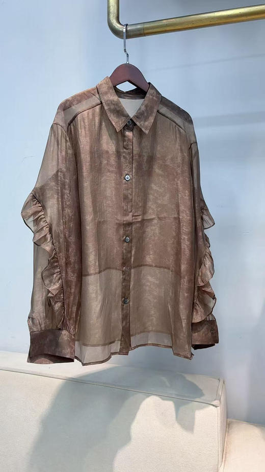 原单轻薄木耳边曲丝上衣 商品图3