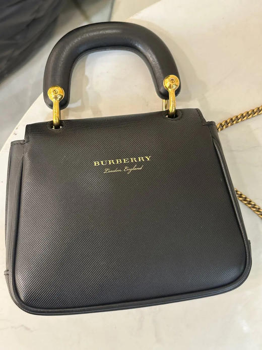 巴宝莉 DK88 黑金 牛皮 中号 斜挎包 商品图1