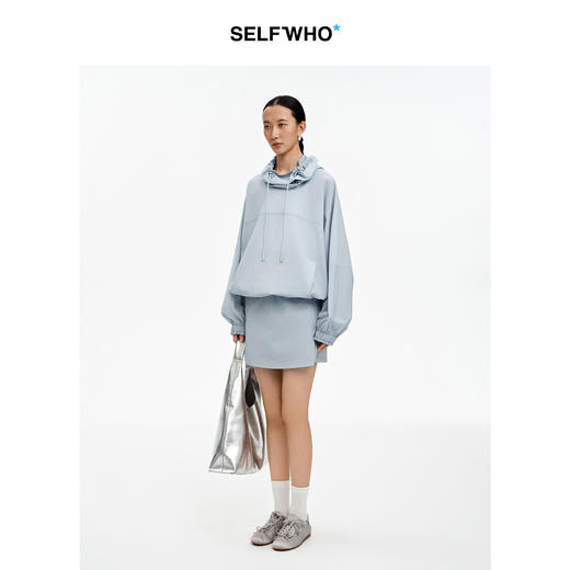 SELFWHO醋酸混纺户外A字短裙女2026夏季新款简约通勤松紧腰半身裙 商品图1