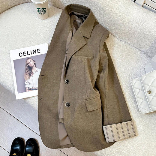 【清风外衣】卡其色袖口条纹西装外套！女2026春秋季新款韩版气质小众设计感西服！ 商品图2