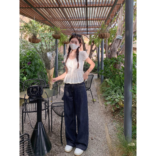 <曾小咸推荐>韩系泡泡袖一字肩短袖衬衫 商品图4