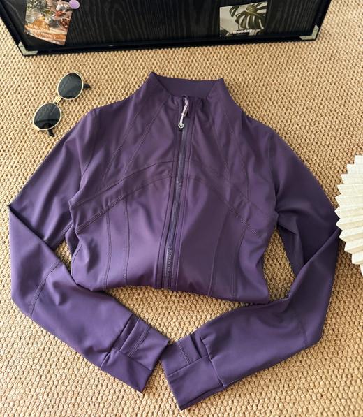点此购买 Lululemon露露Define系列女士金标拉链运动夹克外套 md 343378 商品图14