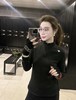 一店k （代工厂订单！）小迪这件Running系列半拉链长袖太懂女生了！ 面料软弹又透气！修身不勒肉！3D立体剪裁设计 抬手弯腰都自在！女士修身拉链磨绒训练上衣 商品缩略图4
