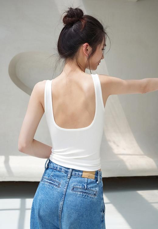 宽肩带美背打底背心，方领 + 宽肩带 = 直角肩魔法 商品图1