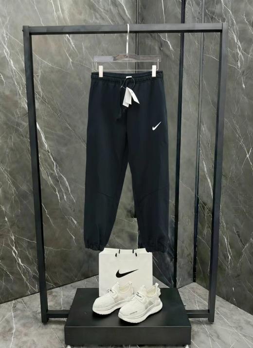 F032558男士刺绣小标休闲运动松紧抽绳设计束脚长裤 商品图1