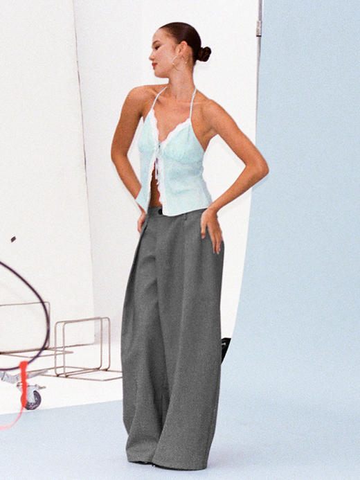 TR她热 尼斯日光 薄荷绿铜氨丝蕾丝拼接度假感露背挂脖系带背心吊带 商品图1